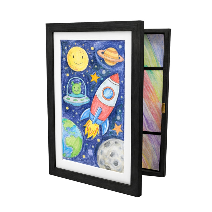 tegningsramme til barnas tegninger. smart oppbevaring