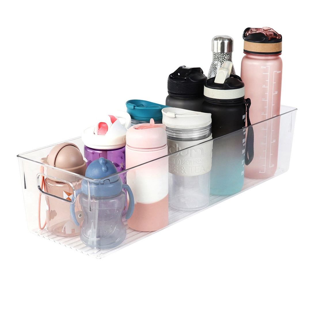 Dyp oppbevaringsboks med håndtak til system i kjøkkenskap til drikkeflasker og matbokser