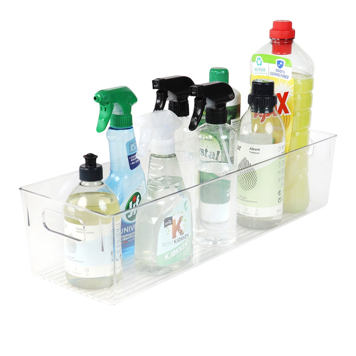 Plastboks med håndtak til organisering av rengjøringsprodukter i baderomsskapet eller i boden