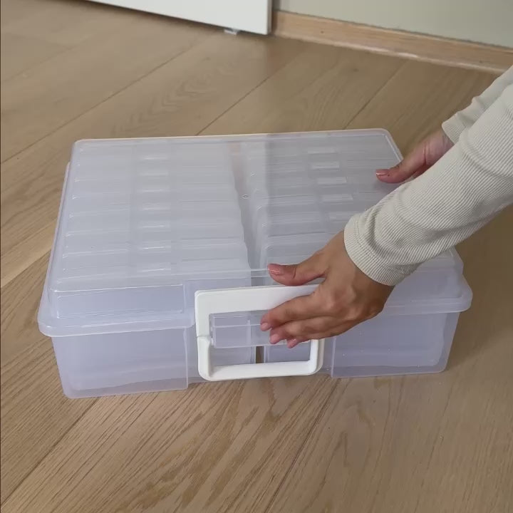 Koffert med små bokser